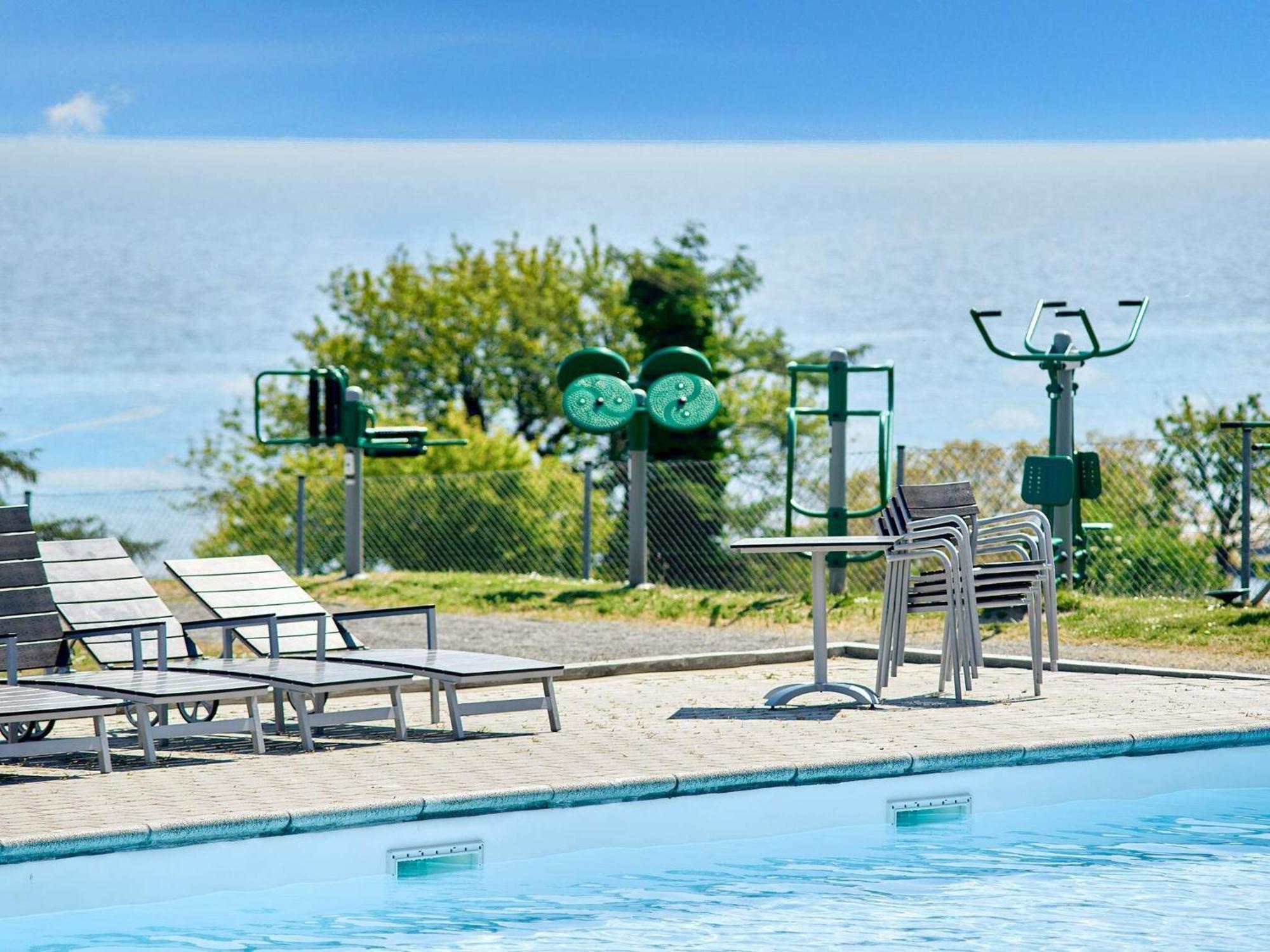 5 Person Holiday Home On A Holiday Park In Gudhjem Extérieur photo